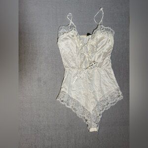 Vintage Andrea Kristoff for Escante Sheer Lingerie Cream White Ruffle Tie Front